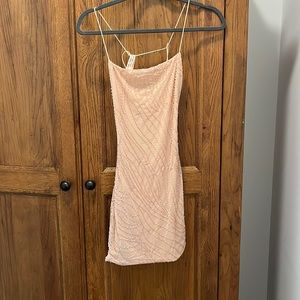 never worn was going to wear to homecoming but the color didn’t look good on me